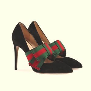 Gucci Black Suede Removable Web Bow Pumps
